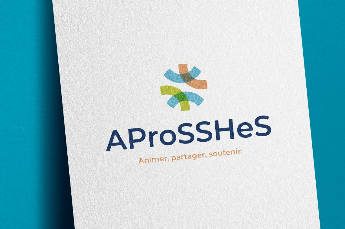 dbw-web-site-responsive-aprosshes-charte-visuelle-chiffres Logo de l’association APRoSSHeS sur fond texturé, issu de la nouvelle identité visuelle conçue par DBW