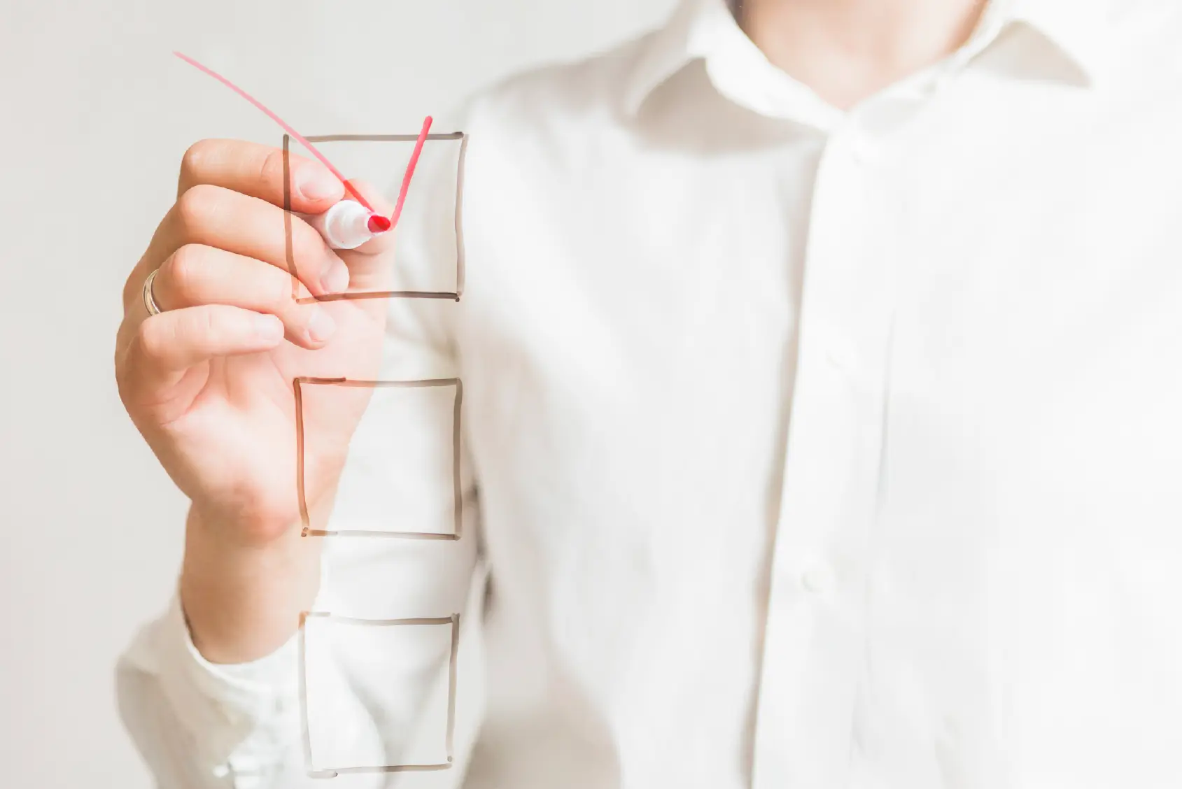 Le guide ultime pour toucher vos prospects en ligne : les 12 piliers d’une stratégie efficace